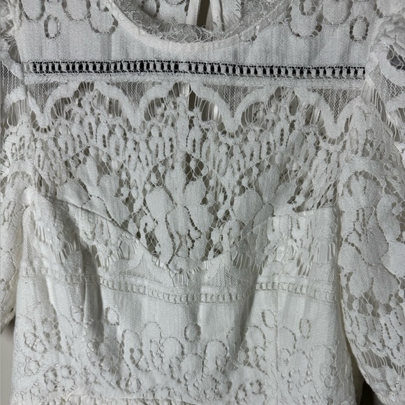 SAYLOR FERA White Women’s Lace Peplum Top Sz. S - Picture 5 of 12